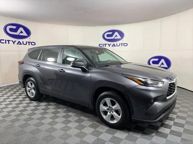 2024 Toyota Highlander LE for sale in Memphis, TN