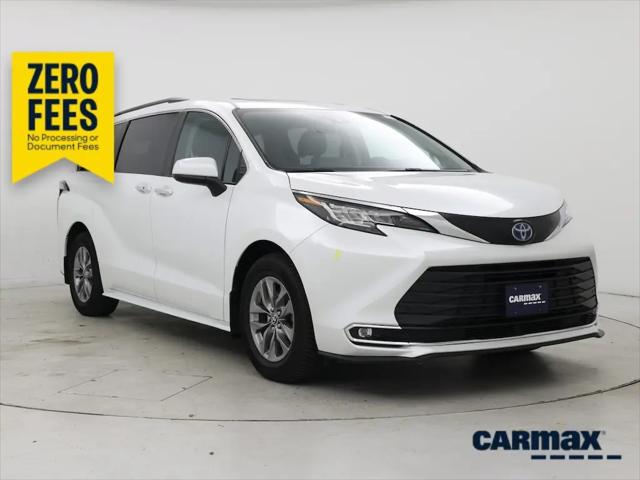2022 Toyota Sienna XLE for sale in Norwood, MA