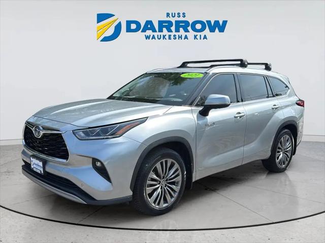 2021 Toyota Highlander Hybrid Platinum for sale in Waukesha, WI