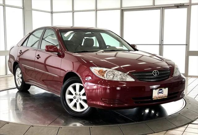 2002 Toyota Camry XLE for sale in Crystal Lake, IL