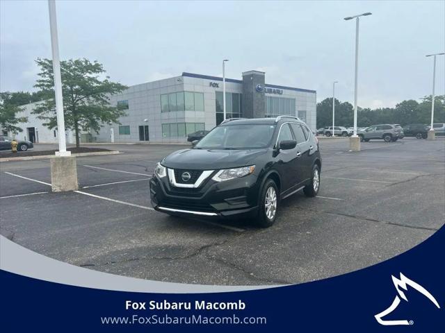 2018 Nissan Rogue SV for sale in Macomb, MI