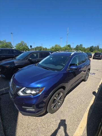 2017 Nissan Rogue SL for sale in Holland, MI