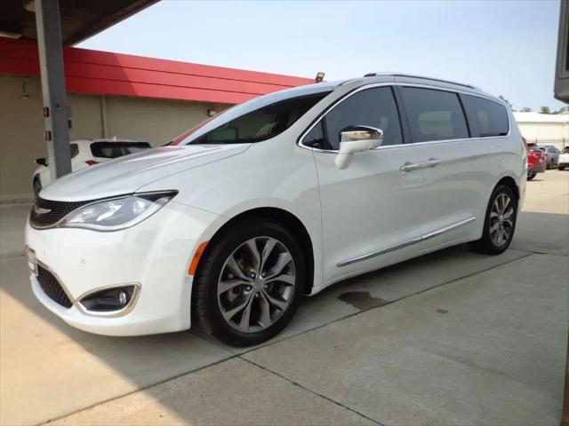 2017 Chrysler Pacifica Limited for sale in Omaha, NE