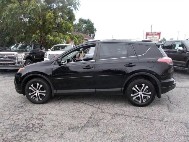 2018 Toyota RAV4 LE for sale in St John, IN