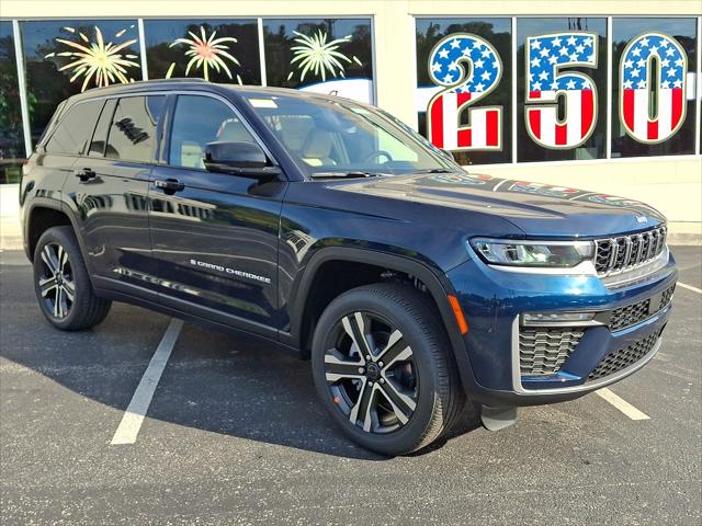 2027 Jeep Grand Cherokee GRAND CHEROKEE LIMITED 4X4