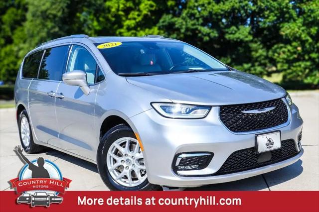 2021 Chrysler Pacifica Touring L for sale in Mission, KS