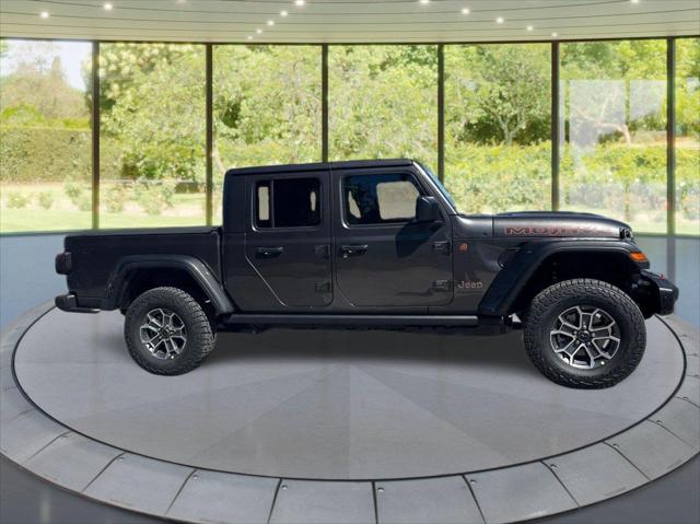 2027 Jeep Gladiator Mojave X 2027 Jeep Gladiator Mojave X