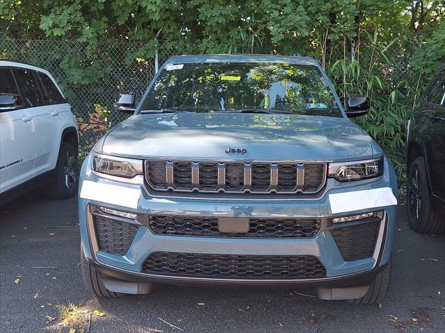 2027 Jeep Grand Cherokee GRAND CHEROKEE L LIMITED 4X4 2027 Jeep Grand Cherokee GRAND CHEROKEE L LIMITED 4X4