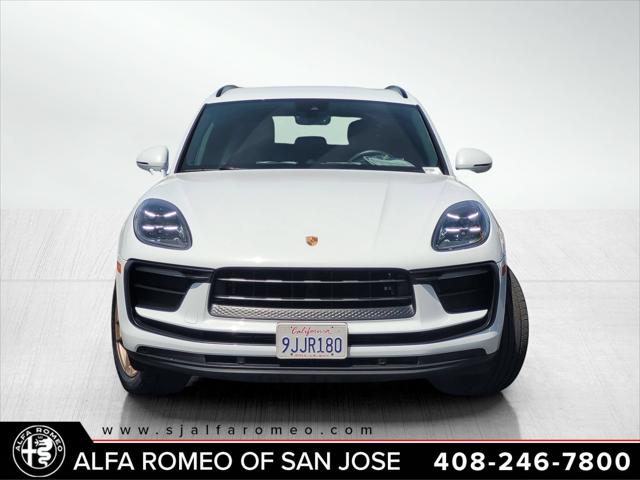2022 Porsche Macan Base
