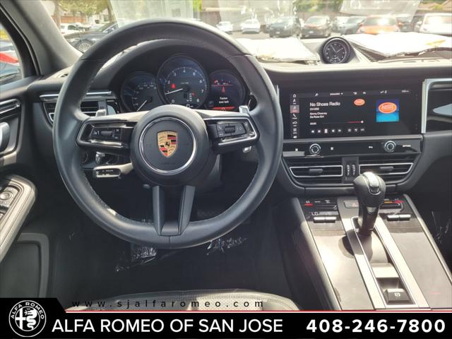 2022 Porsche Macan Base