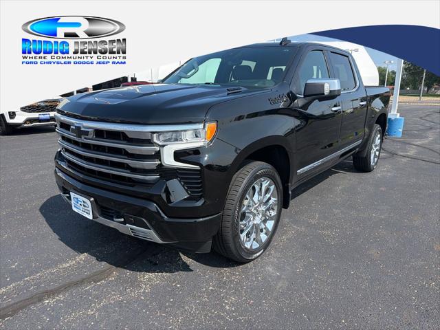 2024 Chevrolet Silverado 1500 4WD Crew Cab Short Bed High Country for sale in New Lisbon, WI