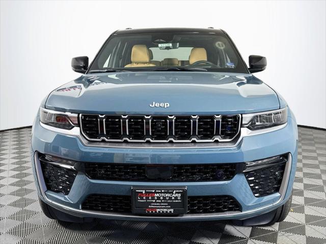 2027 Jeep Grand Cherokee GRAND CHEROKEE SUMMIT 4X4 2027 Jeep Grand Cherokee GRAND CHEROKEE SUMMIT 4X4
