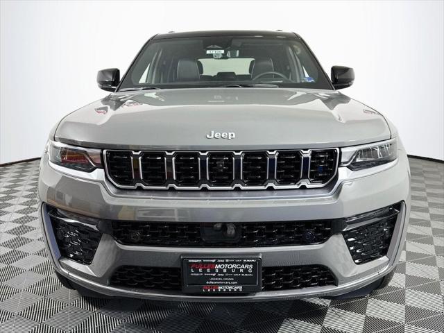 2027 Jeep Grand Cherokee GRAND CHEROKEE SUMMIT 4X4 2027 Jeep Grand Cherokee GRAND CHEROKEE SUMMIT 4X4