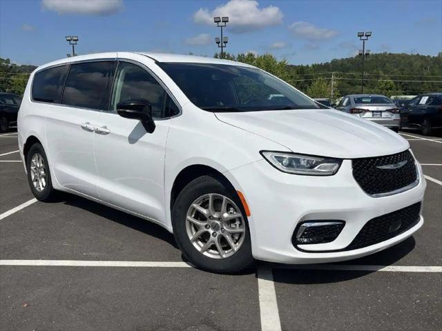 2024 Chrysler Pacifica Touring L for sale in Trussville, AL