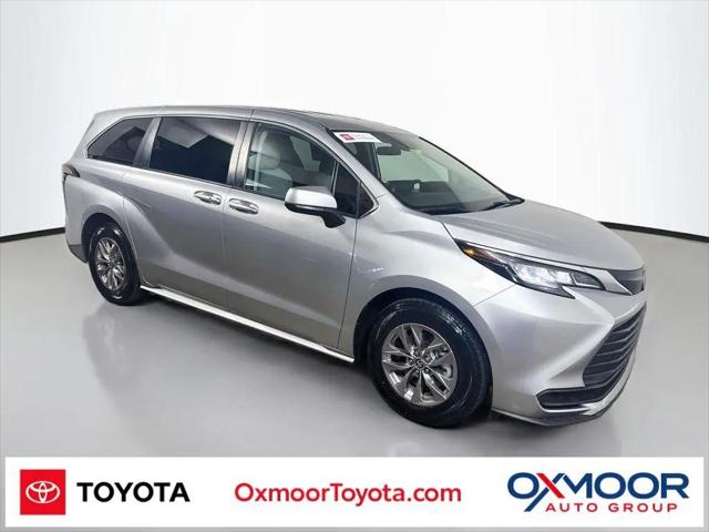 2022 Toyota Sienna LE for sale in Louisville, KY