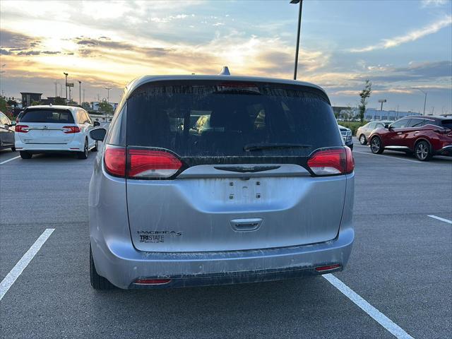 2020 Chrysler Pacifica Touring