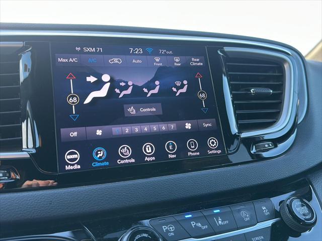 2020 Chrysler Pacifica Touring