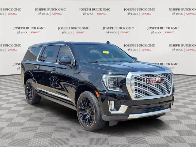 2023 GMC Yukon XL 4WD Denali for sale near Cincinnati, OH