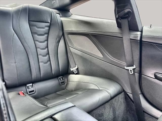2022 BMW 8 Series 840i