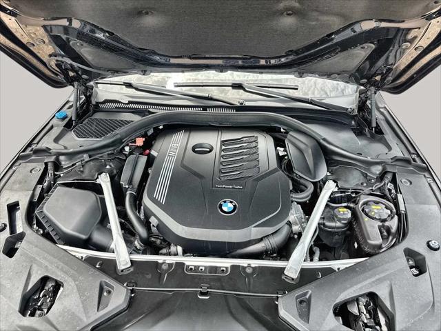 2022 BMW 8 Series 840i