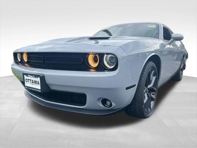 2021 Dodge Challenger SXT