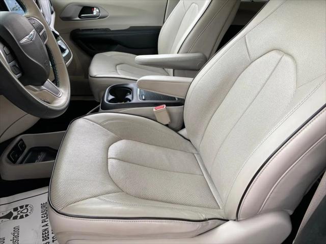 2018 Chrysler Pacifica Hybrid Limited