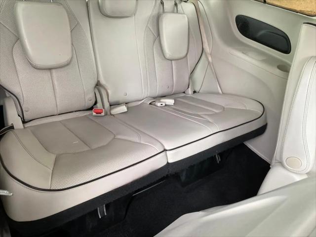 2018 Chrysler Pacifica Hybrid Limited