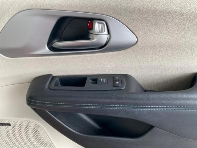 2018 Chrysler Pacifica Hybrid Limited