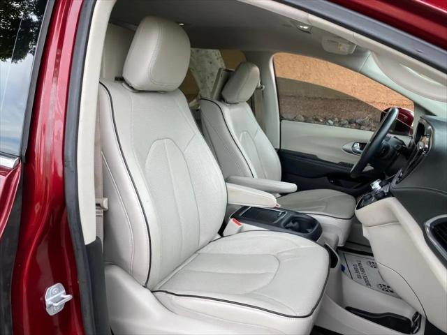2018 Chrysler Pacifica Hybrid Limited