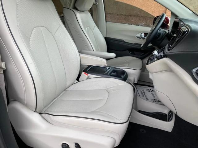 2018 Chrysler Pacifica Hybrid Limited
