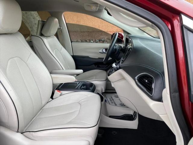 2018 Chrysler Pacifica Hybrid Limited