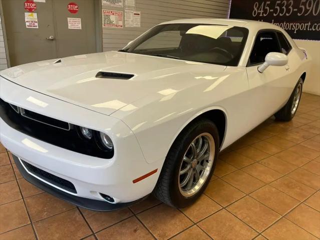 2021 Dodge Challenger SXT