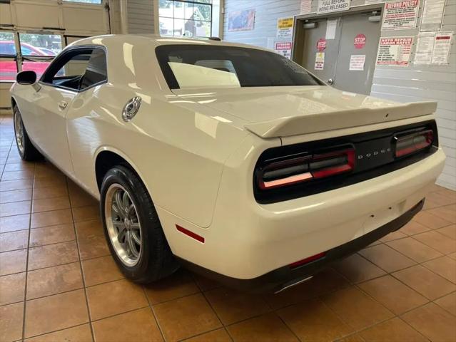 2021 Dodge Challenger SXT