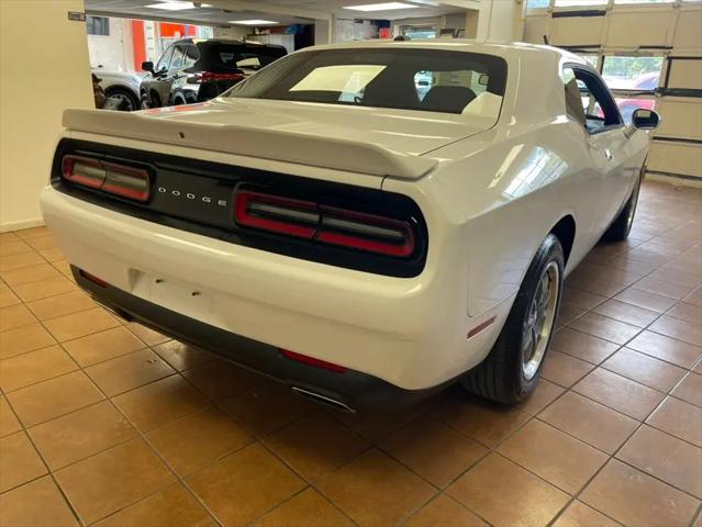 2021 Dodge Challenger SXT