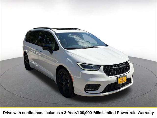 2025 Chrysler Pacifica Limited for sale in Orlando, FL