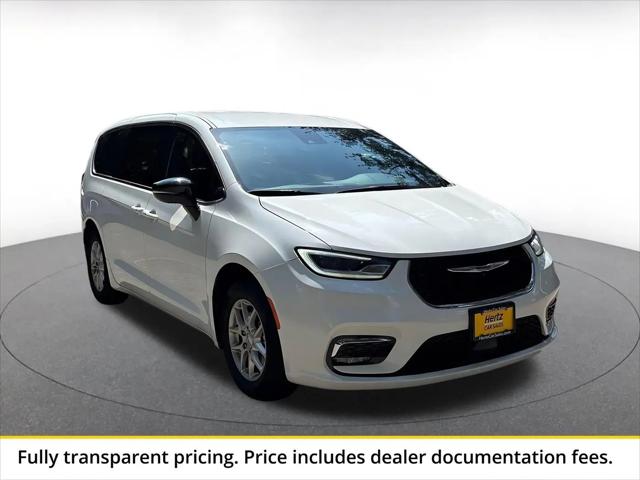 2025 Chrysler Pacifica Select for sale in Orlando, FL