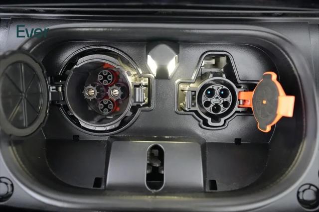 2024 Nissan LEAF SV PLUS