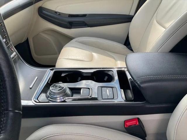 2020 Ford Edge Titanium