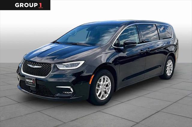 2023 Chrysler Pacifica Touring L for sale in Tomball, TX