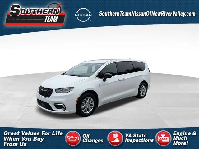 2026 Chrysler Pacifica Select for sale in Christiansburg, VA