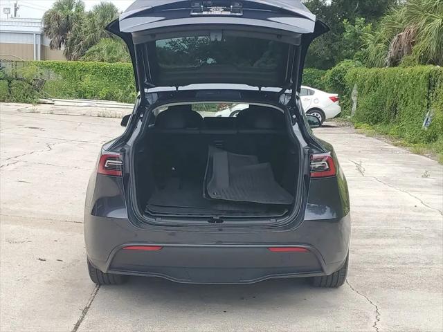 2025 Tesla Model Y Long Range Dual Motor Rear-Wheel Drive
