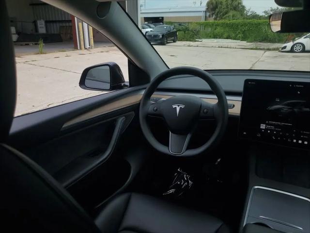 2025 Tesla Model Y Long Range Dual Motor Rear-Wheel Drive