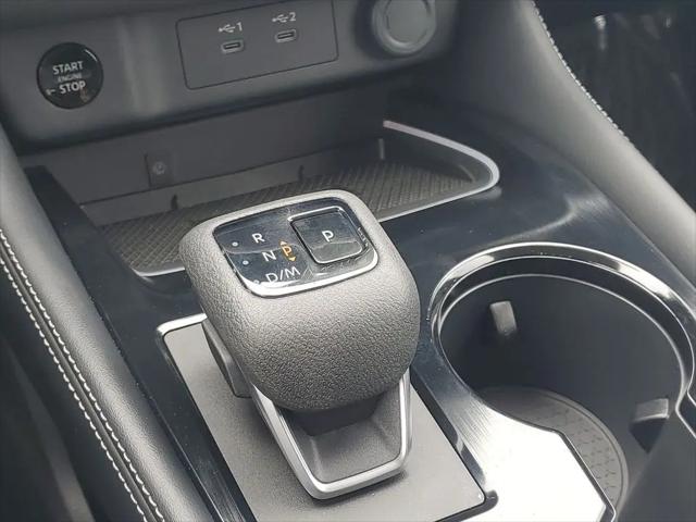 2025 Nissan Rogue Platinum FWD