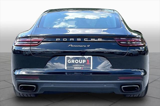 2018 Porsche Panamera 4