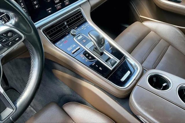 2018 Porsche Panamera 4