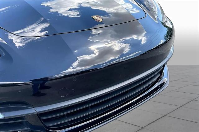 2018 Porsche Panamera 4