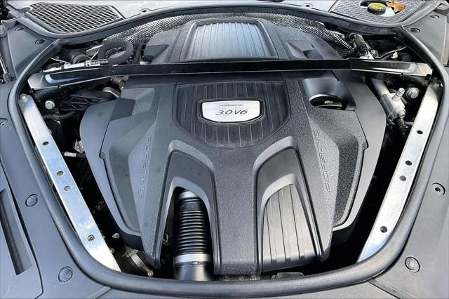 2018 Porsche Panamera 4