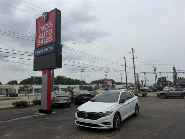 2020 Volkswagen Jetta 1.4T R-Line for sale in Lansing, MI