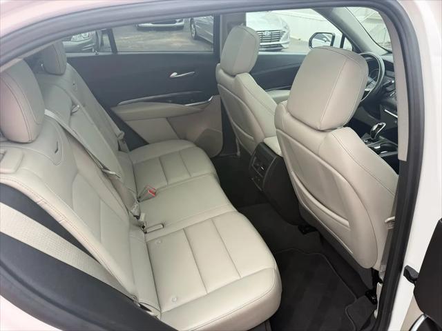 2021 Cadillac XT4 AWD Luxury