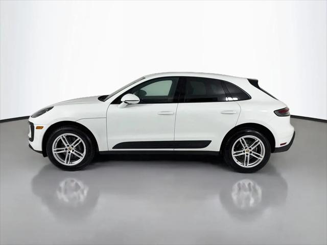 2023 Porsche Macan Macan